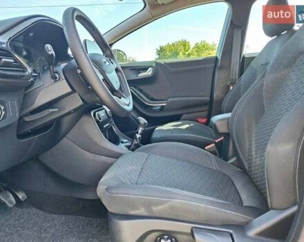 Черный Форд Пума, объемом двигателя 1.7 л и пробегом 60 тыс. км за 15500 $, фото 6 на Automoto.ua