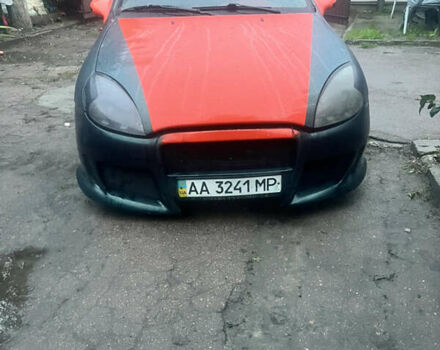 Зелений Форд Пума, об'ємом двигуна 1.68 л та пробігом 100 тис. км за 1900 $, фото 1 на Automoto.ua