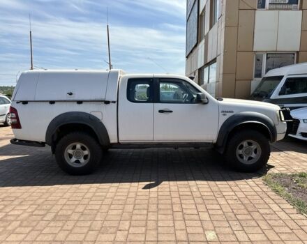 Белый Форд Рейнджер, объемом двигателя 2.5 л и пробегом 245 тыс. км за 9450 $, фото 4 на Automoto.ua