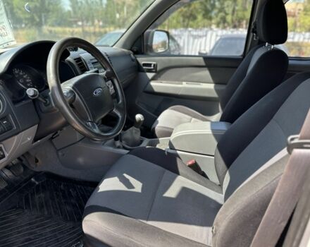 Белый Форд Рейнджер, объемом двигателя 2.5 л и пробегом 245 тыс. км за 9450 $, фото 5 на Automoto.ua