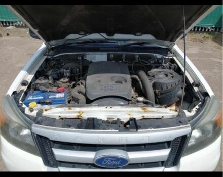 Білий Форд Рейнджер, об'ємом двигуна 2.5 л та пробігом 117 тис. км за 4961 $, фото 9 на Automoto.ua