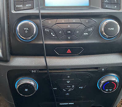 Белый Форд Рейнджер, объемом двигателя 2.2 л и пробегом 100 тыс. км за 20500 $, фото 12 на Automoto.ua