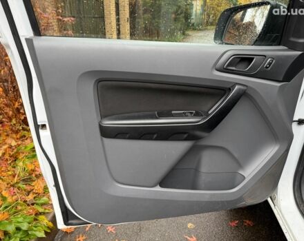 Білий Форд Рейнджер, об'ємом двигуна 2.2 л та пробігом 260 тис. км за 15490 $, фото 10 на Automoto.ua