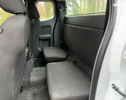 Білий Форд Рейнджер, об'ємом двигуна 2.2 л та пробігом 260 тис. км за 15490 $, фото 14 на Automoto.ua