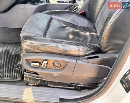 Білий Форд Рейнджер, об'ємом двигуна 2.2 л та пробігом 200 тис. км за 19800 $, фото 13 на Automoto.ua