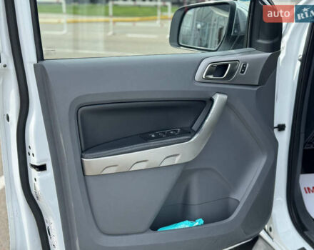 Белый Форд Рейнджер, объемом двигателя 2.2 л и пробегом 200 тыс. км за 19900 $, фото 14 на Automoto.ua