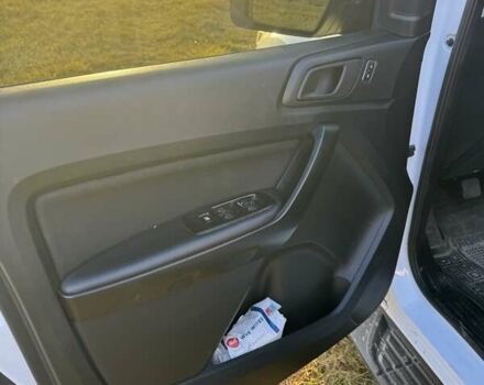 Білий Форд Рейнджер, об'ємом двигуна 2 л та пробігом 217 тис. км за 23000 $, фото 4 на Automoto.ua