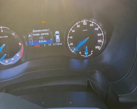 Білий Форд Рейнджер, об'ємом двигуна 2 л та пробігом 217 тис. км за 23000 $, фото 5 на Automoto.ua