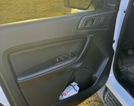 Білий Форд Рейнджер, об'ємом двигуна 2 л та пробігом 217 тис. км за 23000 $, фото 7 на Automoto.ua