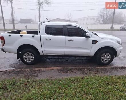 Білий Форд Рейнджер, об'ємом двигуна 2 л та пробігом 225 тис. км за 26500 $, фото 2 на Automoto.ua