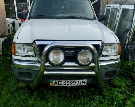 Белый Форд Рейнджер, объемом двигателя 4 л и пробегом 190 тыс. км за 6500 $, фото 1 на Automoto.ua