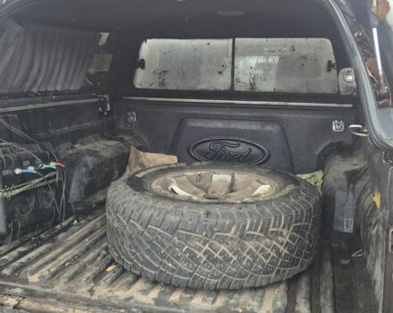 Черный Форд Рейнджер, объемом двигателя 2.5 л и пробегом 170 тыс. км за 4800 $, фото 7 на Automoto.ua