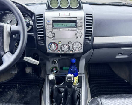 Черный Форд Рейнджер, объемом двигателя 2.5 л и пробегом 360 тыс. км за 7200 $, фото 7 на Automoto.ua