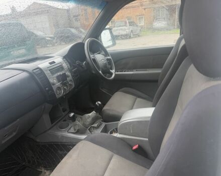 Черный Форд Рейнджер, объемом двигателя 2.5 л и пробегом 286 тыс. км за 4800 $, фото 6 на Automoto.ua