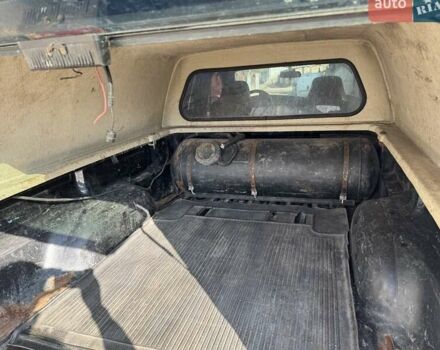 Черный Форд Рейнджер, объемом двигателя 4 л и пробегом 200 тыс. км за 4500 $, фото 10 на Automoto.ua