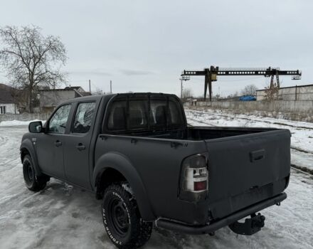 Черный Форд Рейнджер, объемом двигателя 2.5 л и пробегом 250 тыс. км за 4850 $, фото 2 на Automoto.ua