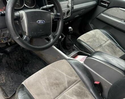 Черный Форд Рейнджер, объемом двигателя 3 л и пробегом 150 тыс. км за 4000 $, фото 3 на Automoto.ua