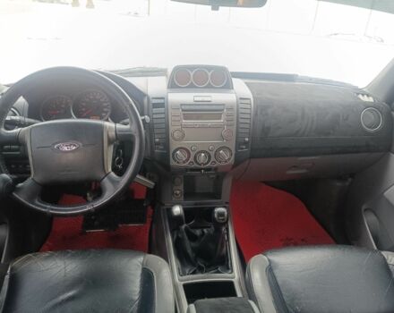 Черный Форд Рейнджер, объемом двигателя 2.5 л и пробегом 260 тыс. км за 7200 $, фото 7 на Automoto.ua