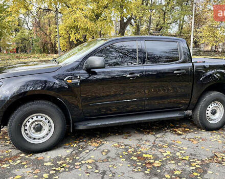 Черный Форд Рейнджер, объемом двигателя 2 л и пробегом 190 тыс. км за 29000 $, фото 2 на Automoto.ua