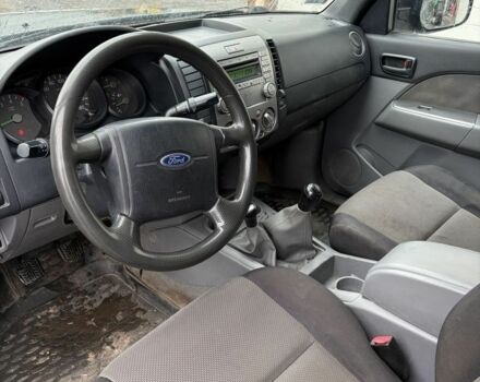 Серый Форд Рейнджер, объемом двигателя 2.5 л и пробегом 263 тыс. км за 2700 $, фото 5 на Automoto.ua