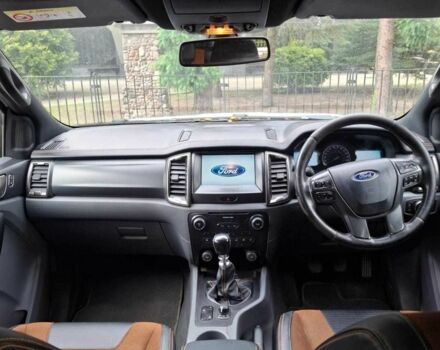 Серый Форд Рейнджер, объемом двигателя 3.2 л и пробегом 140 тыс. км за 12153 $, фото 10 на Automoto.ua