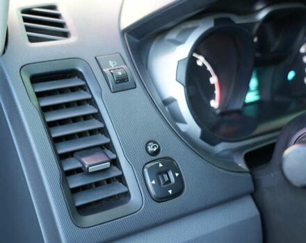 Синій Форд Рейнджер, об'ємом двигуна 2.2 л та пробігом 141 тис. км за 20000 $, фото 17 на Automoto.ua