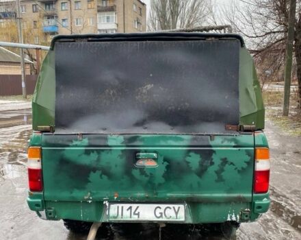 Зеленый Форд Рейнджер, объемом двигателя 2.5 л и пробегом 200 тыс. км за 2700 $, фото 4 на Automoto.ua