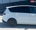 Белый Форд С-Макс, объемом двигателя 2.3 л и пробегом 353 тыс. км за 6540 $, фото 5 на Automoto.ua