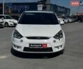 Белый Форд С-Макс, объемом двигателя 2.3 л и пробегом 353 тыс. км за 6540 $, фото 1 на Automoto.ua