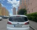 Белый Форд С-Макс, объемом двигателя 1.98 л и пробегом 334 тыс. км за 7700 $, фото 5 на Automoto.ua