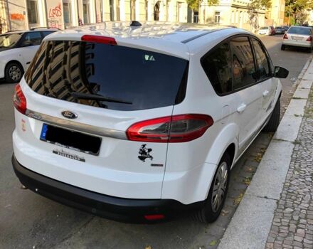 Белый Форд С-Макс, объемом двигателя 2 л и пробегом 275 тыс. км за 11109 $, фото 4 на Automoto.ua