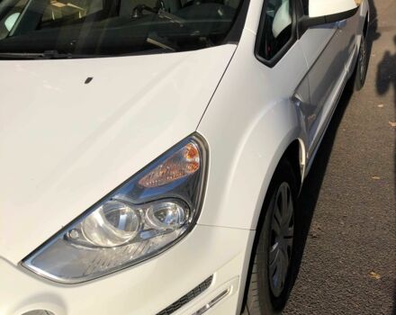 Белый Форд С-Макс, объемом двигателя 2 л и пробегом 275 тыс. км за 11109 $, фото 6 на Automoto.ua