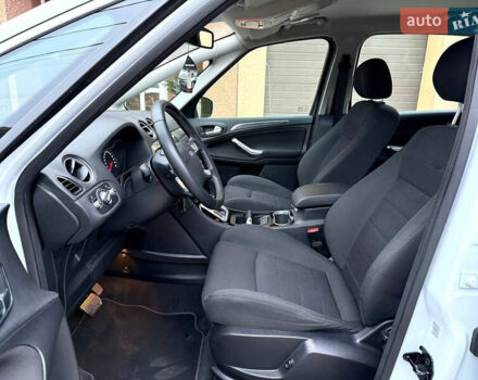 Белый Форд С-Макс, объемом двигателя 2 л и пробегом 176 тыс. км за 10392 $, фото 32 на Automoto.ua