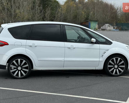 Белый Форд С-Макс, объемом двигателя 2 л и пробегом 200 тыс. км за 10500 $, фото 9 на Automoto.ua