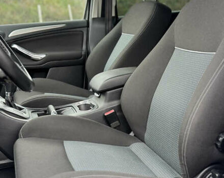 Белый Форд С-Макс, объемом двигателя 2 л и пробегом 200 тыс. км за 10500 $, фото 16 на Automoto.ua