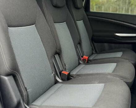 Белый Форд С-Макс, объемом двигателя 2 л и пробегом 200 тыс. км за 10500 $, фото 20 на Automoto.ua