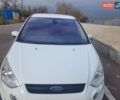 Белый Форд С-Макс, объемом двигателя 2 л и пробегом 125 тыс. км за 14044 $, фото 1 на Automoto.ua