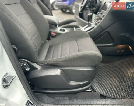 Білий Форд С-Макс, об'ємом двигуна 2 л та пробігом 198 тис. км за 10200 $, фото 49 на Automoto.ua