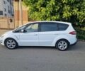 Белый Форд С-Макс, объемом двигателя 2 л и пробегом 260 тыс. км за 10113 $, фото 1 на Automoto.ua