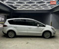 Белый Форд С-Макс, объемом двигателя 2 л и пробегом 204 тыс. км за 9300 $, фото 7 на Automoto.ua