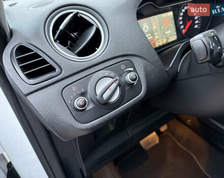 Белый Форд С-Макс, объемом двигателя 2 л и пробегом 176 тыс. км за 10346 $, фото 37 на Automoto.ua