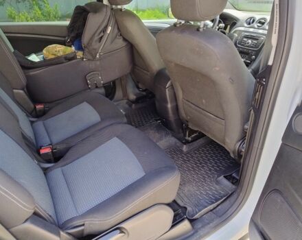 Білий Форд С-Макс, об'ємом двигуна 2 л та пробігом 165 тис. км за 9900 $, фото 5 на Automoto.ua