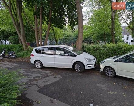 Білий Форд С-Макс, об'ємом двигуна 2 л та пробігом 252 тис. км за 9800 $, фото 1 на Automoto.ua