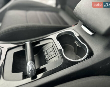 Білий Форд С-Макс, об'ємом двигуна 2 л та пробігом 198 тис. км за 10200 $, фото 34 на Automoto.ua