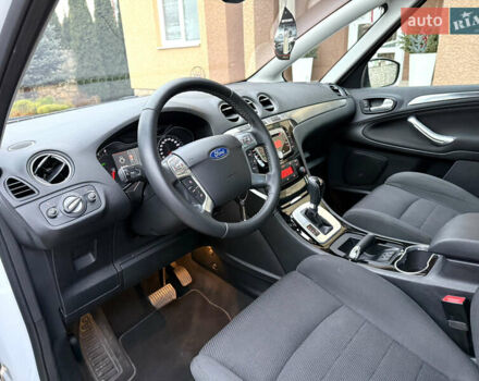 Белый Форд С-Макс, объемом двигателя 2 л и пробегом 176 тыс. км за 10346 $, фото 36 на Automoto.ua