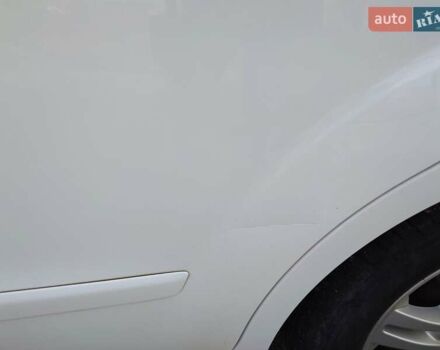 Белый Форд С-Макс, объемом двигателя 2 л и пробегом 232 тыс. км за 9900 $, фото 12 на Automoto.ua