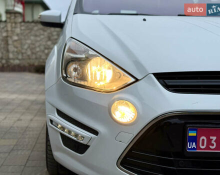 Белый Форд С-Макс, объемом двигателя 2 л и пробегом 176 тыс. км за 10346 $, фото 22 на Automoto.ua