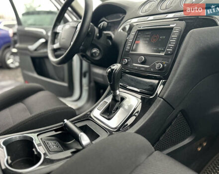 Білий Форд С-Макс, об'ємом двигуна 2 л та пробігом 198 тис. км за 10200 $, фото 50 на Automoto.ua