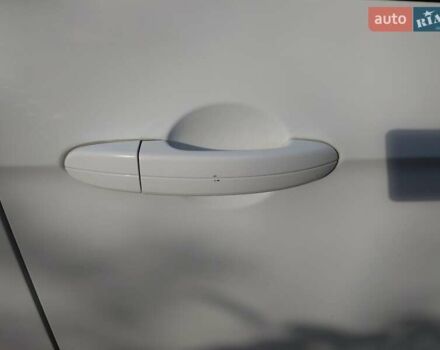 Белый Форд С-Макс, объемом двигателя 2 л и пробегом 232 тыс. км за 9900 $, фото 14 на Automoto.ua