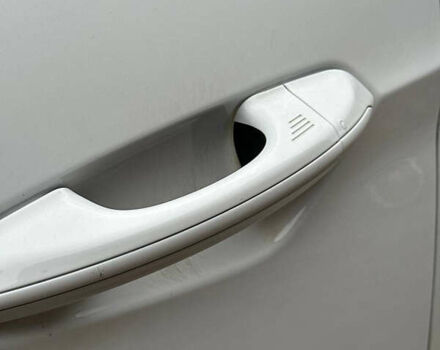 Белый Форд С-Макс, объемом двигателя 2 л и пробегом 264 тыс. км за 12000 $, фото 21 на Automoto.ua